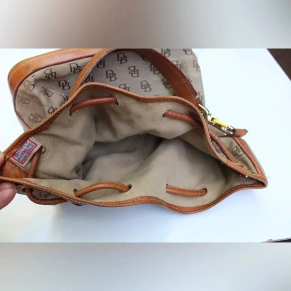 Vintage Dooney & Bourke drawstring bag - Picture 7 of 16